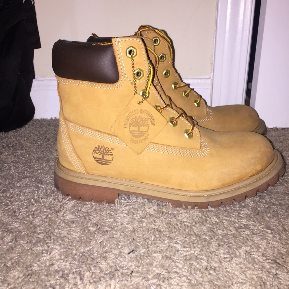 Classic Wheat Timberlands
